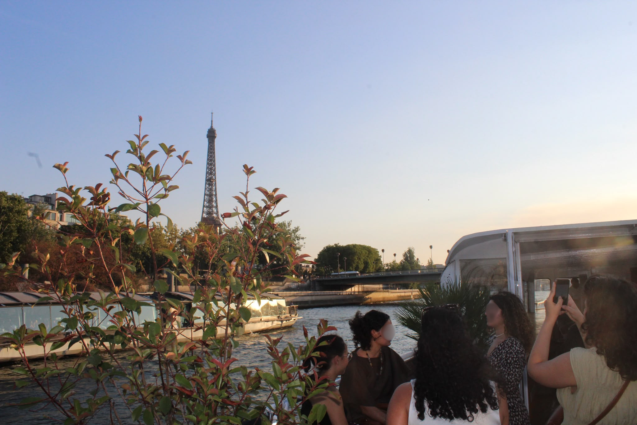 Nextep réunit ses clients avec Area Box sur la Seine