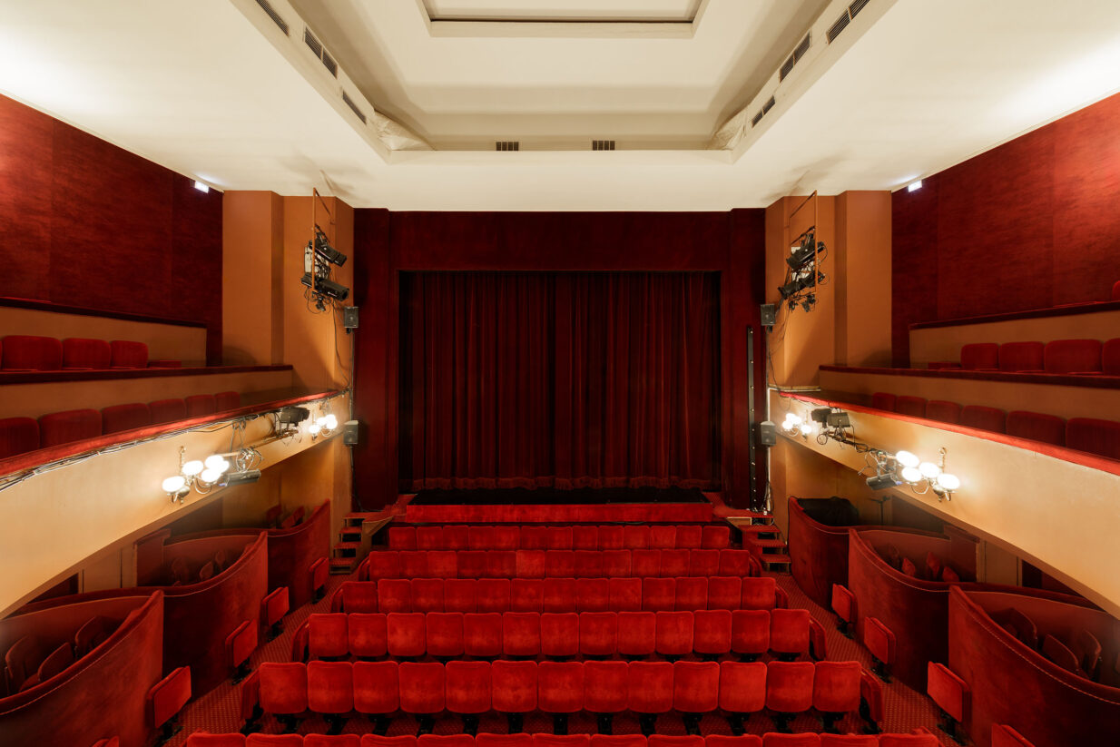 DimitriBourriau_TheatreSaintGeorges1_2025