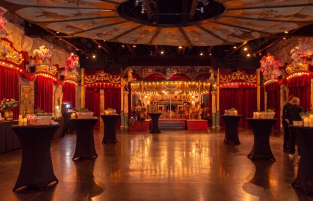 Summit Cosmetics dévoile une soirée inédite au cœur du Musée des Arts Forains
