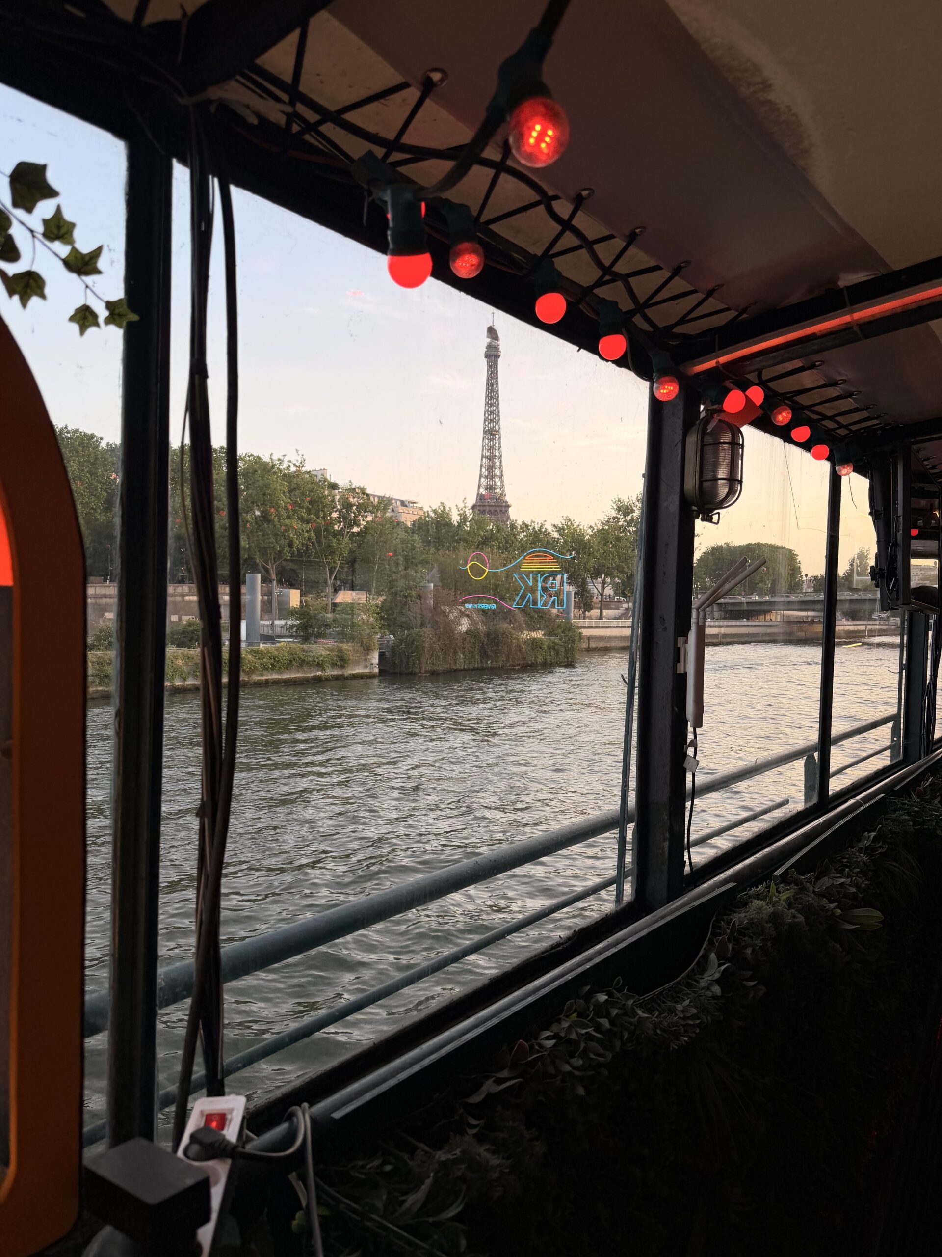 En savoir plus sur le CNRS